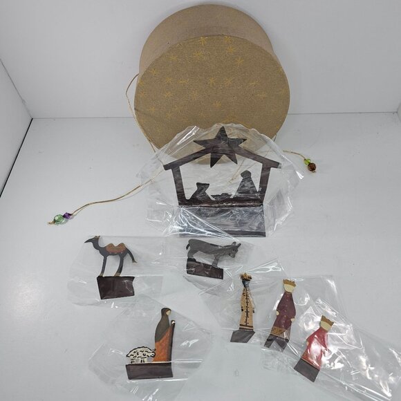 Handcrafted Metal Nativity Scene Set With Box Thin Sheet Metal Christmas Decor - Picture 2 of 11